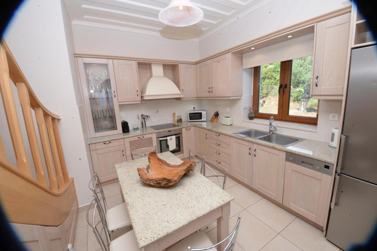 Villa Melanthi Kassiopi Corfu Εξωτερικό φωτογραφία